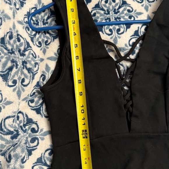 Iris Sz M Women’s Punk Black Sleeveless Top - Picture 9 of 12